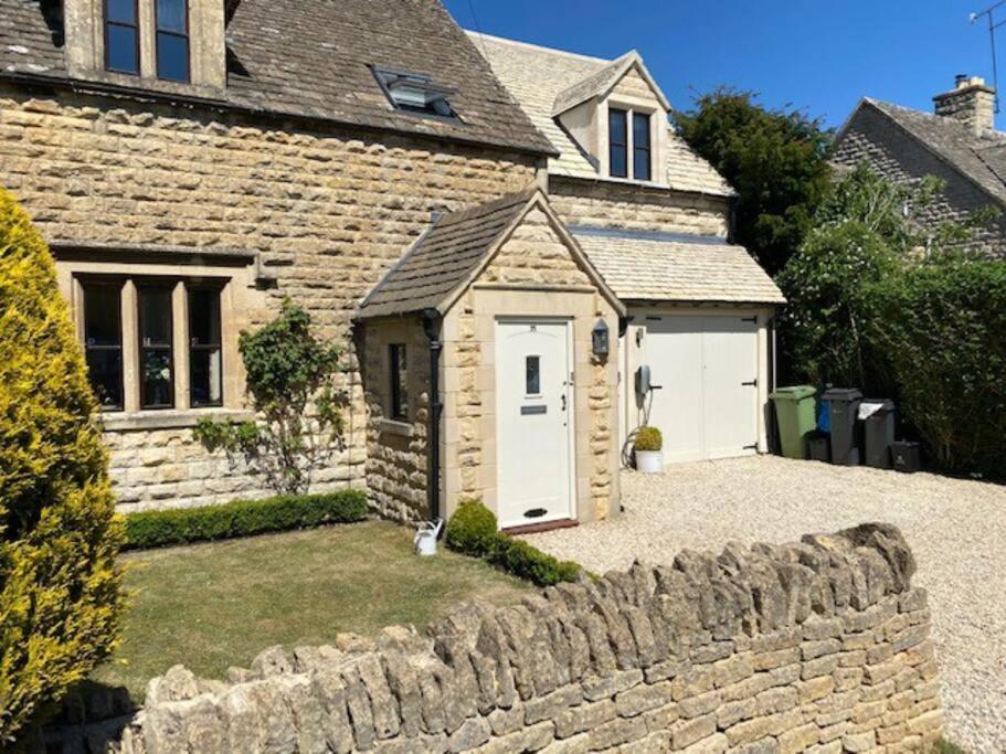 Large Stylish Luxury Cotswold Cottage - Ideal For Families, W/ Ev Charging Andoversford Buitenkant foto